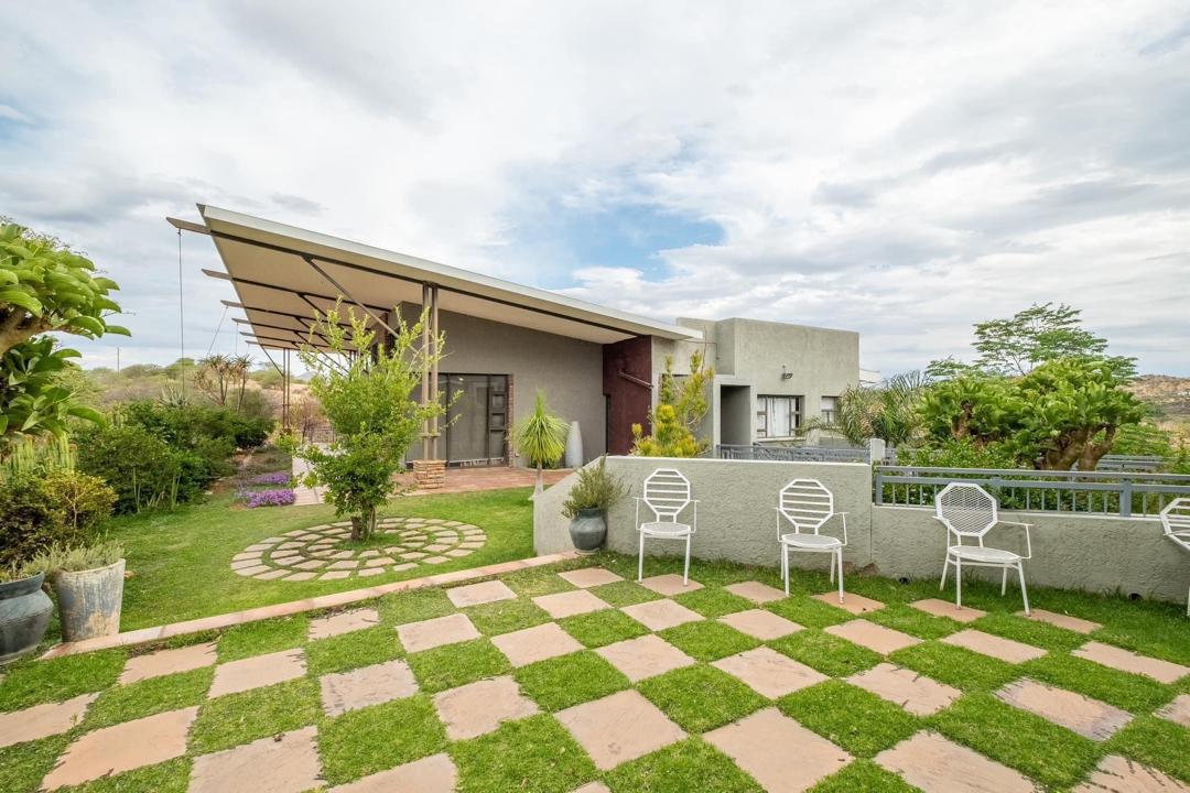 Eureka Haus approach to healing